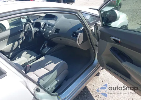 2010 Honda Civic Lx z USA, uszkodzony, nr VIN 2HGFA1F58AH303073